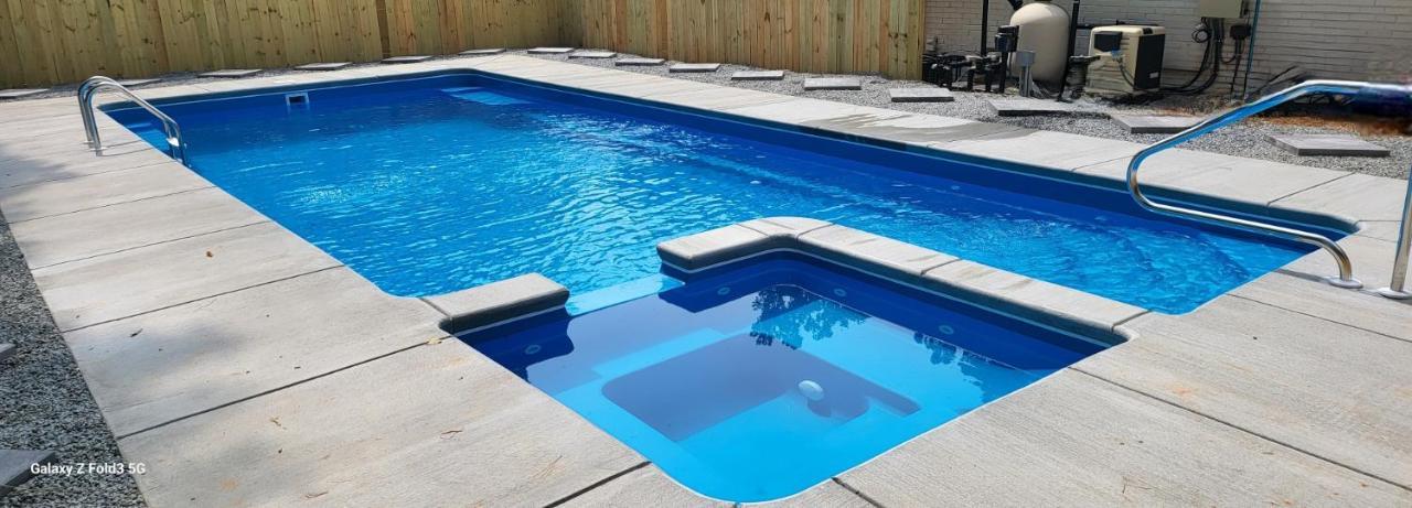 Rare Find! Private Heated Pool & Spa - Entire Home Near Atl City Center Атланта Екстер'єр фото